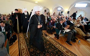 Valdai Club Members Visit Valdai Iversky Monastery
