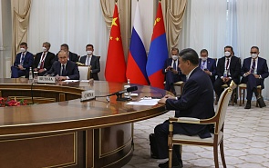 When Three Is Not a Crowd: Russia, China and Mongolia at the Centre of New Multipolarity