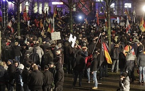 Merkel Loses Control of the Refugee Crisis: Germany Looks for Answers