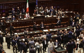 Riot Colors in Italian Politics