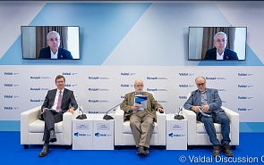 Photo Gallery: Valdai Club Presents the Report for the 13th Middle East Conference
