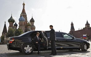 President Dmitry Medvedev meets with members of the Valdai International Discussion Club
