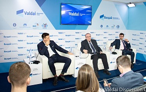 Photo Gallery: Robotization in the Modern World: A Global Threat or New Opportunity? Expert Discussion